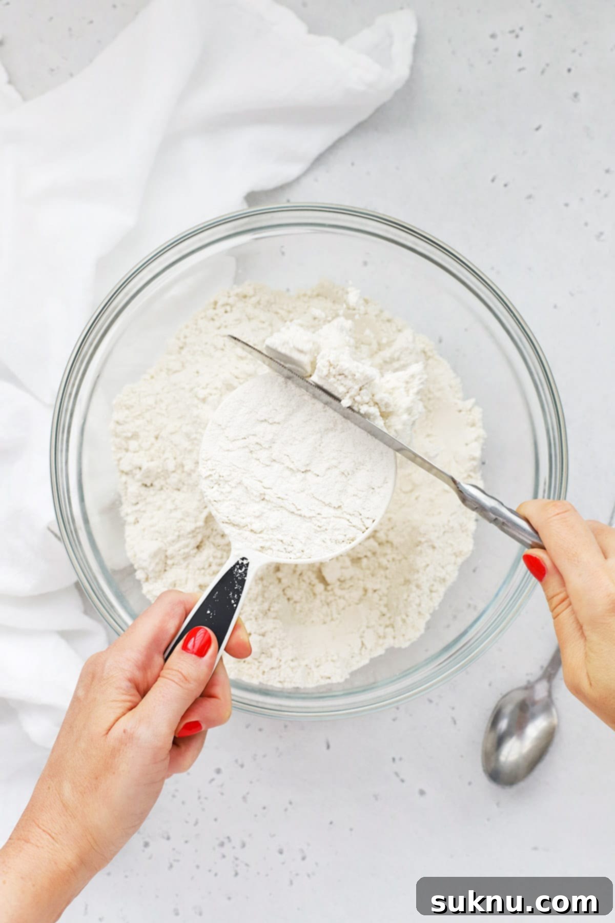 Master Flour Measurement For Perfect Baking 1 featured 80440