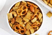 Quick & Crunchy Gluten-Free Chex Mix