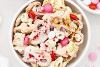 Gluten Free Valentines Chex Mix